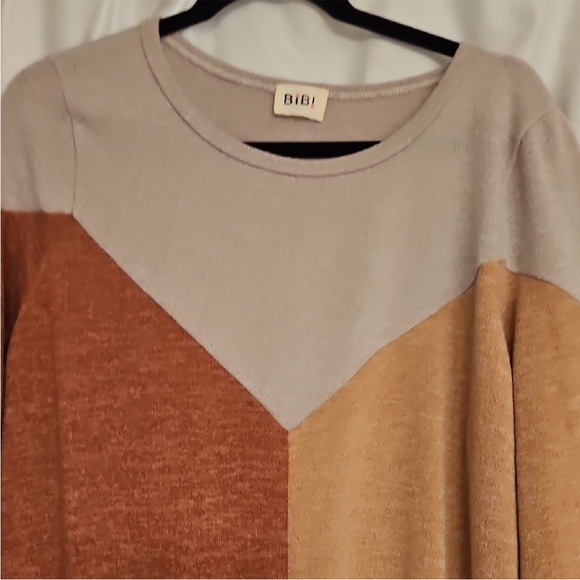 BiBi Colorblock Sweater - Picture 4 of 6